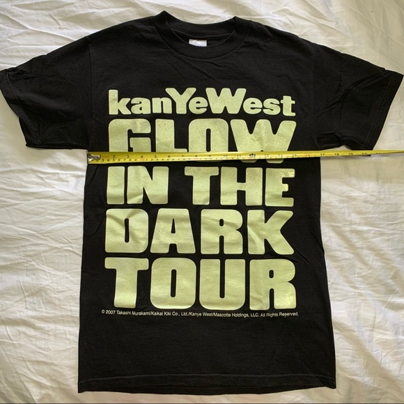 Kanye West 2007 GLOW IN THE DARK Tour Band T Shirt - Picture 2 of 7